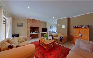 3 Bedroom House in Kleinbron Estate