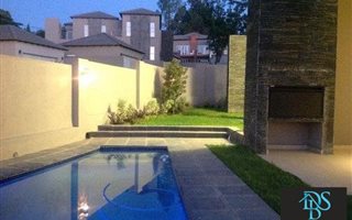 4 Bedroom Cluster in Bryanston