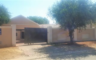 3 Bedroom House in Suideroord