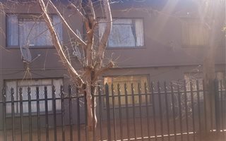 3 Bedroom Apartment in Rustenburg Central