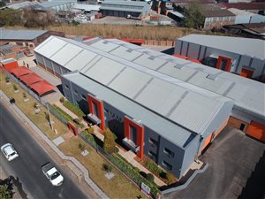 689 m² Industrial space in Sebenza