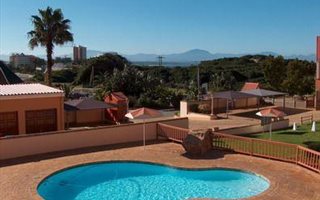 3 Bedroom Apartment in Mossel Bay Central