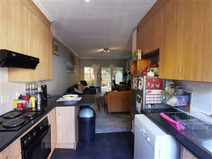 2 Bed Townhouse in Willow Park Manor