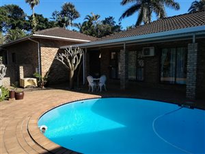 4 Bed House in Meerensee
