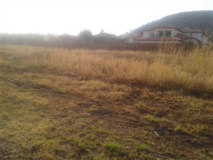 927 m² Land available in Lady Selborne