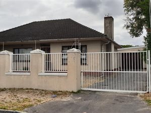 3 Bedroom House in Sybrand Park