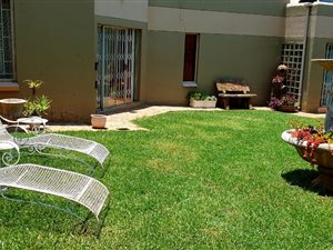 6 Bed House in Suiderberg