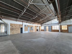 926 m² Industrial space in Benrose