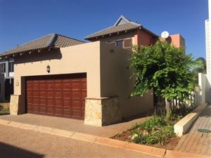 2 Bed House in The Islands Estate