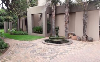 6 Bedroom House in Wilkoppies