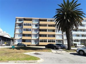 3 Bedroom Apartment in Humewood