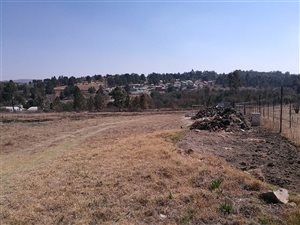 1.3 ha Land available in Ruimsig
