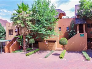 2 Bed Apartment in Douglasdale