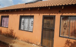 3 Bedroom House in Villa Liza