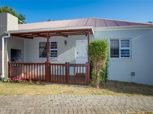 2 Bed Townhouse in Goedemoed