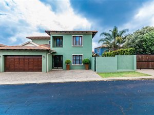 3 Bed House in Honeydew Manor