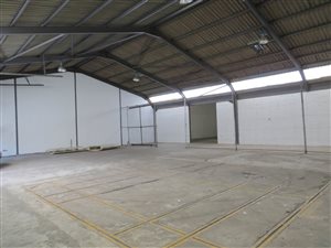 385 m² Industrial space in Retreat