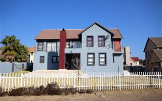 4 Bedroom House in Brooklands