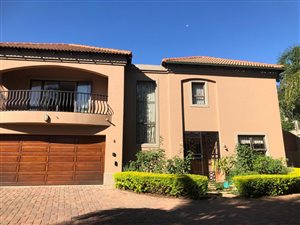 3 Bed Cluster in Waterkloof Ridge