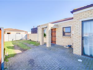 3 Bed House in Kraaifontein Central