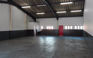 170 m² Office Space in Alton
