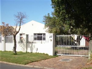 3 Bed House in Edgemead