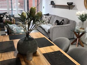 2 Bed Cluster in Menlo Park