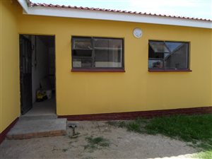 Bachelor apartment in Bisho