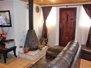 3 Bed House in Roosendal