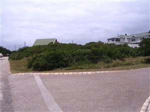 792 m² Land available in Kenton-on-Sea