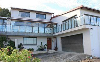 3 Bedroom House in Heuwelkruin