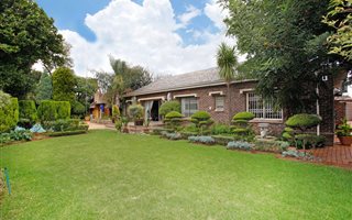 4 Bedroom House in Libradene