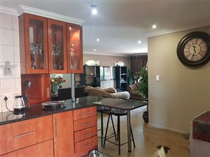 2 Bed House in Montana Park