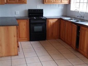3 Bed Townhouse in Lydenburg