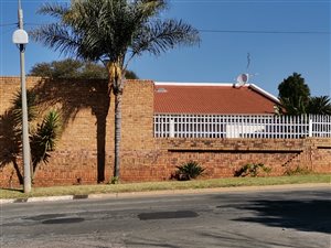 4 Bed House in Wilro Park
