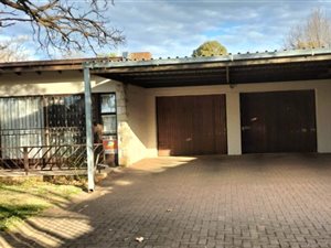 4 Bed House in Fichardtpark