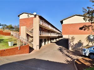 3 Bed Apartment in Equestria
