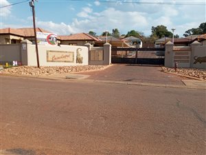 3 Bed House in Heatherview