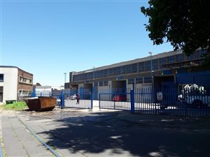 500 m² Industrial space in Industria West