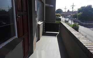 3 Bedroom Apartment in Parow Central