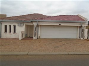 4 Bed House in Kagiso