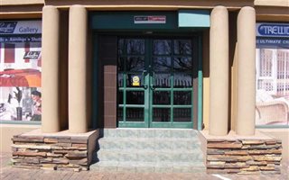 1000 m² Office Space in Middelburg
