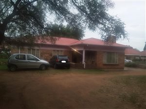 3 Bed House in Vanderbijlpark CE1