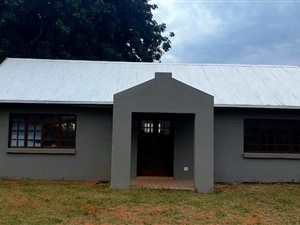 1 Bed Apartment in Lephalale (Ellisras)
