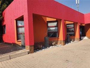 142 m² Office Space in Bendor Park