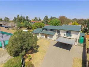5 Bed House in Albertsdal