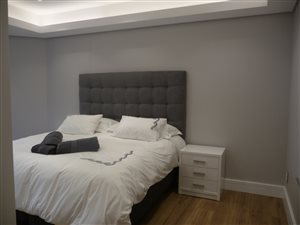 2 Bed Apartment in Melrose Arch