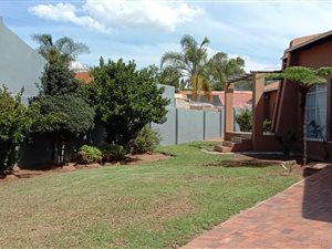 4 Bed House in Marlboro Gardens