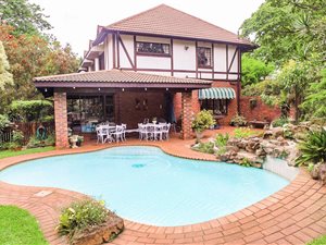 4 Bedroom House in Summerveld