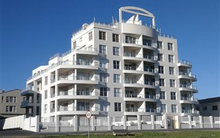 2 Bedroom Apartment in Bloubergrant